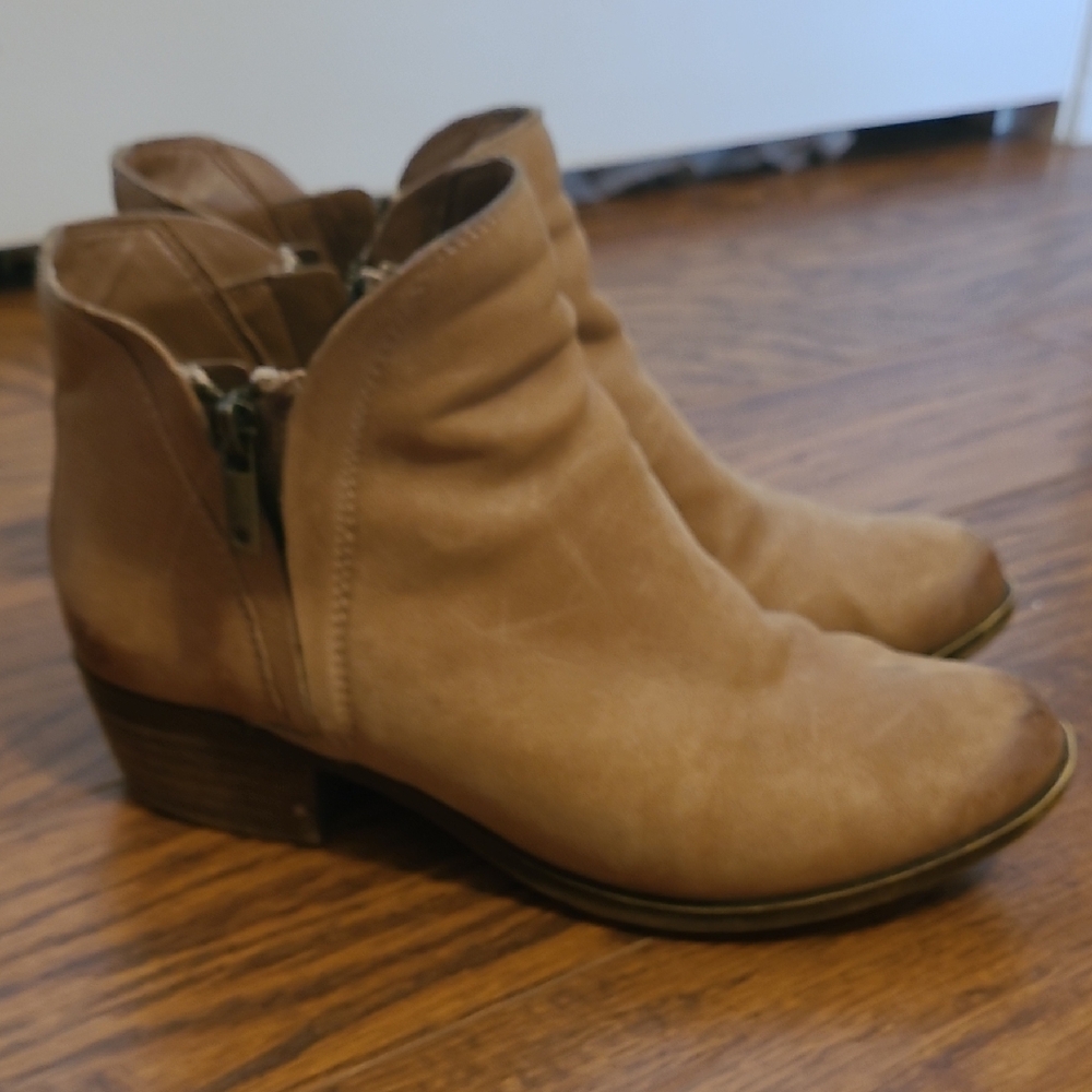 Lucky Brand Tan Ankle Booties